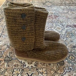 UGG Classic Cardy Boots EUC